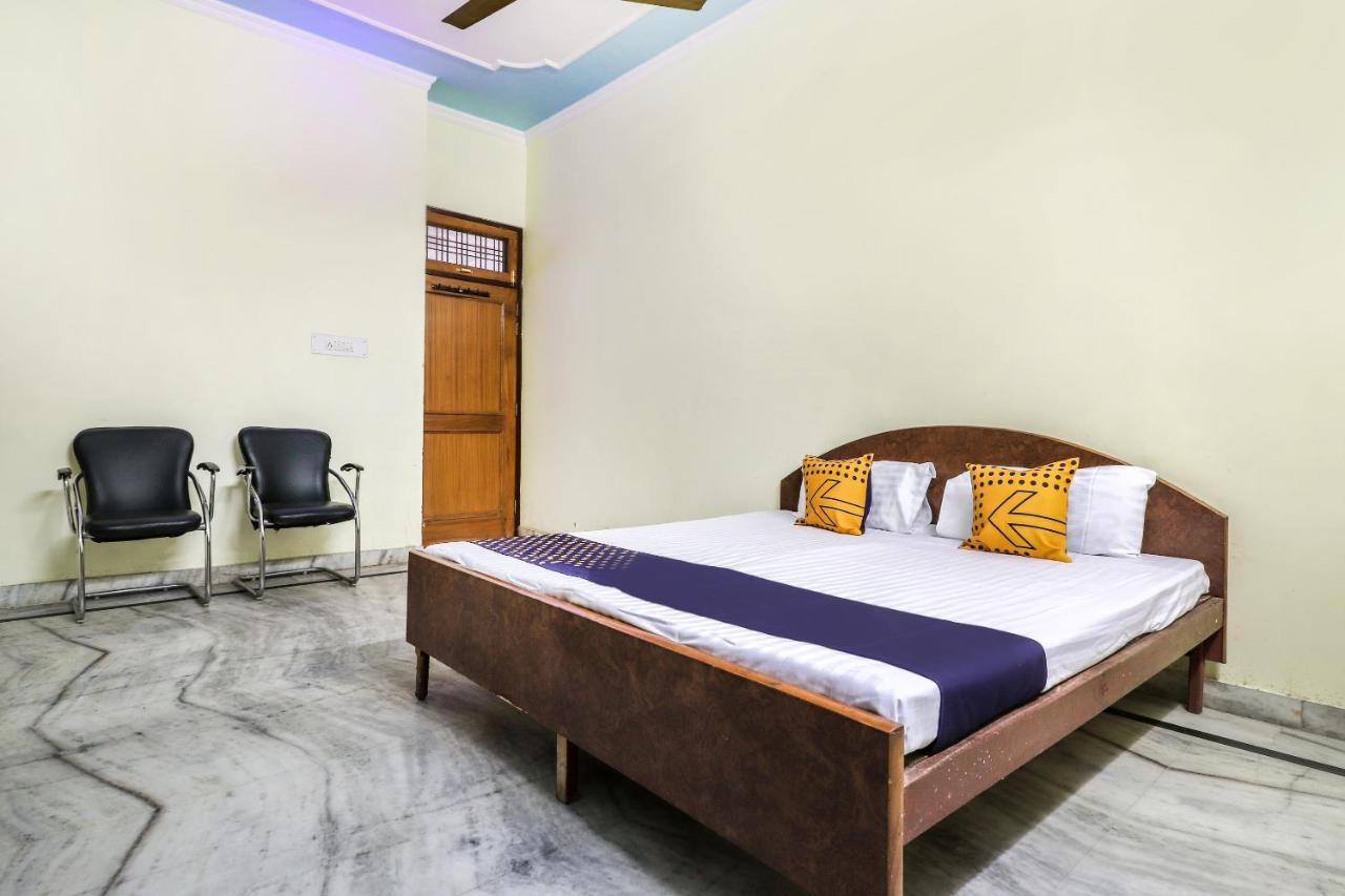 Spot On 70311 Rangoli Palace Hotel Lucknow Exterior foto